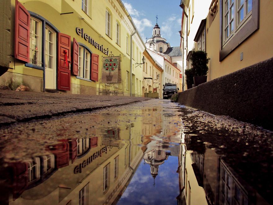 Captured-the-beauty-of-rainy-Vilnius-city-5bcca4931fa8b__880