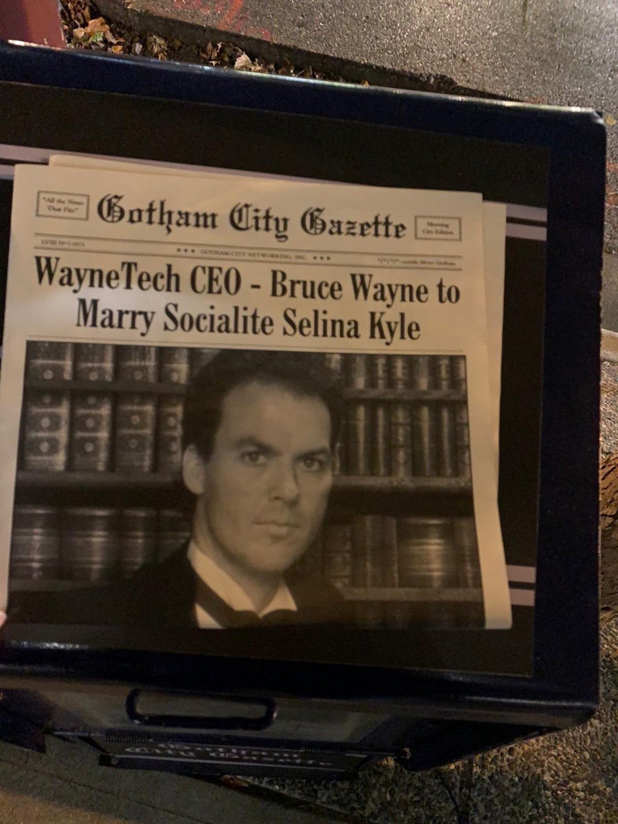 Gotham City Gazette, Bruce Wayne Selina Kyle casats